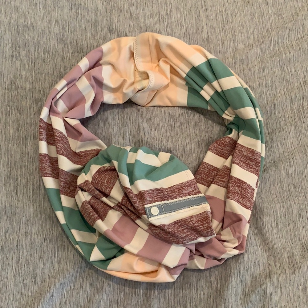 Lululemon Vinyasa Scarf Nulu Stripe Multi OS New